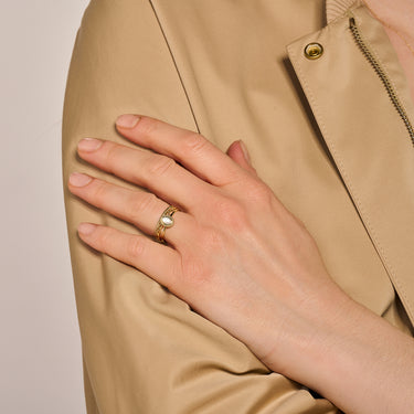 Parelmoer Ring met Bergkristal 14k Geelgoud