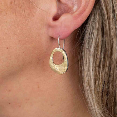 Oorhangers Links en Rechts Zilver, gedragen