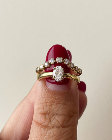 Ovale solitaire verlovingsring van 18 karaat geelgoud met 0.30 ct lab-grown diamant