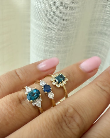 Vintage London Blue Topaas Ring 14k Geelgoud